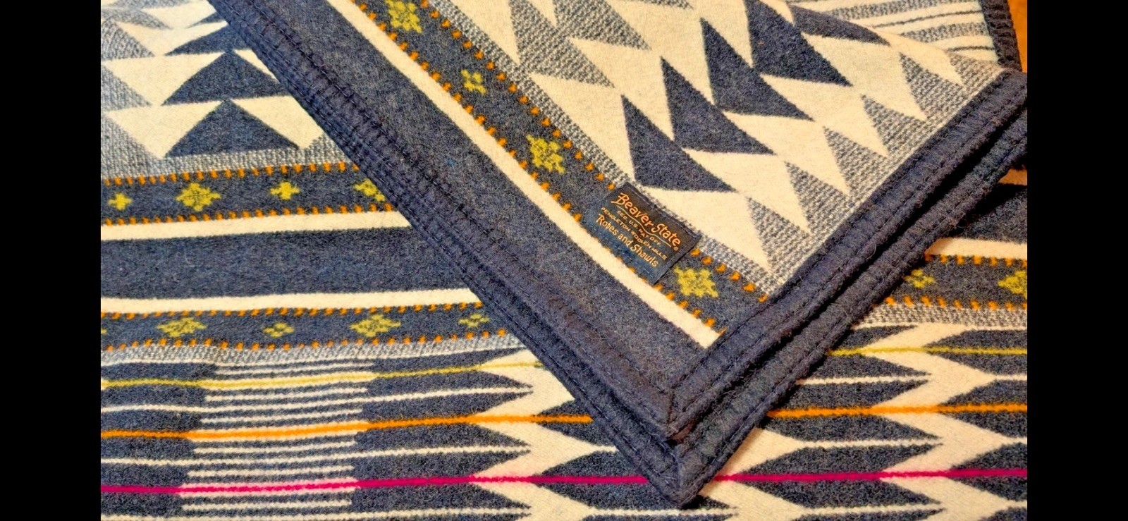 Beaver State “Spirit Seeker” Wool Blanket by Pendleton Woolen Mills 75x62 rare Beaver State “Spirit Seeker” Wool Blanket by Pendleton Woolen Mills 75x62 rare