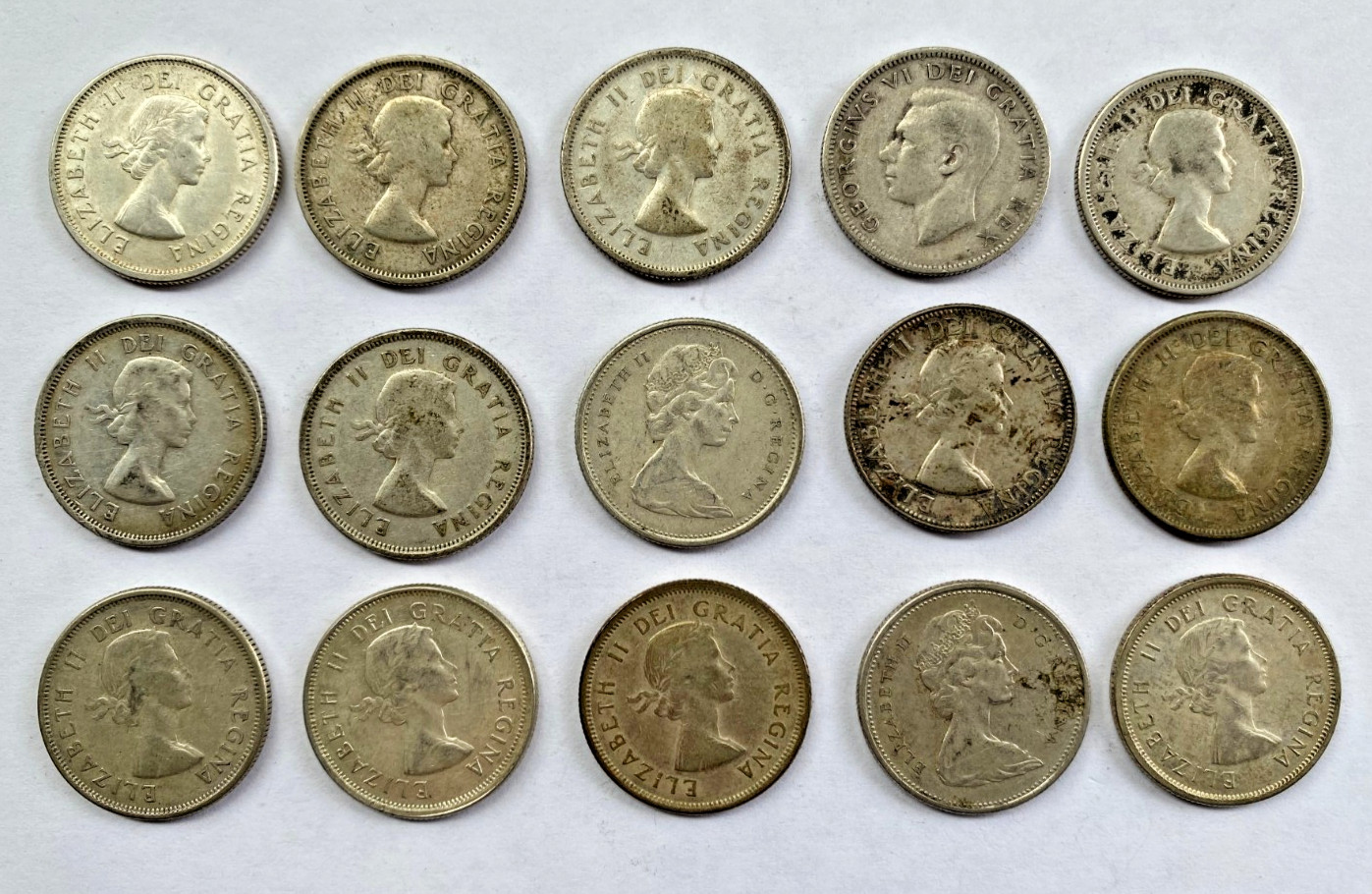 Lot of 15 Canada Quarters 25 Cent Coins 80% Silver