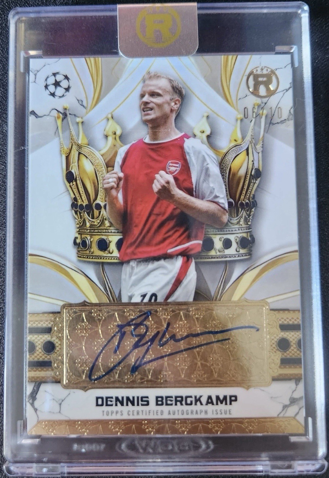 2024-25 Topps Reverence UEFA Dennis Bergkamp Crowned Legend Auto /10 Arsenal