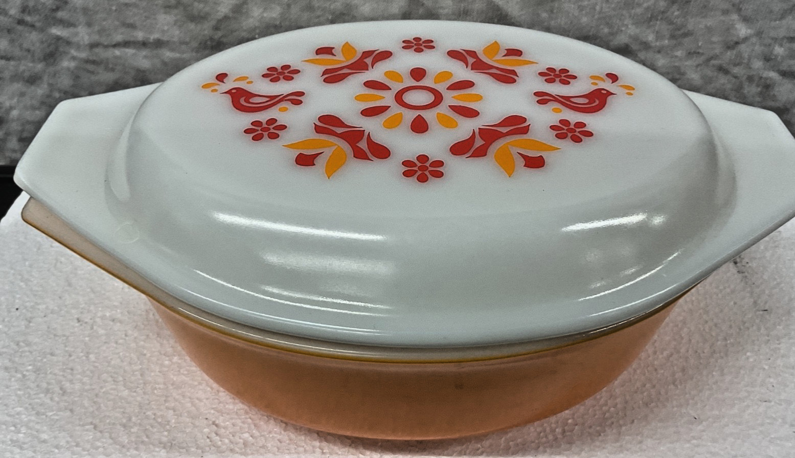 Vintage Pyrex Friendship Patter 043 Vintage 1.5 Qt Oval Casserole Dish w/ Lid Vintage Pyrex Friendship Patter 043 Vintage 1.5 Qt Oval Casserole Dish w/ Lid