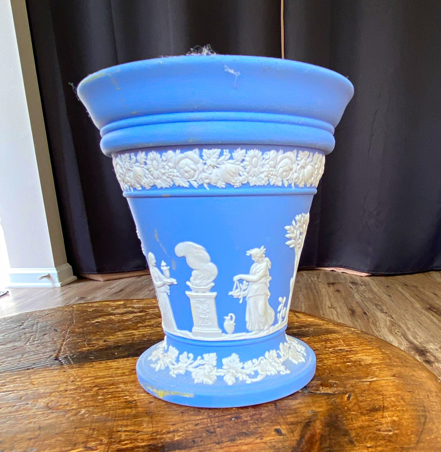 Wedgwood Blue & White Jasperware Relief Ceramic Cachepot Planter, England Wedgwood Blue & White Jasperware Relief Ceramic Cachepot Planter, England