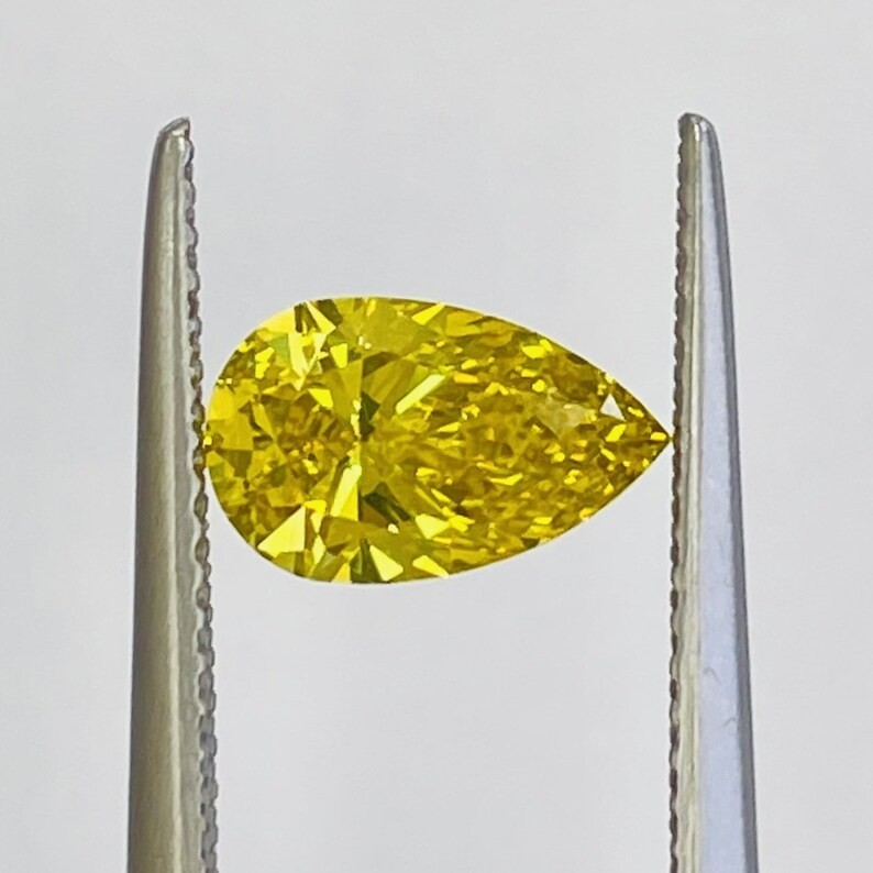CERTIFIED 6.25 Ct Earth-Mined Natural yellow Diamond pear LOOSE VVS1/ 16 mm
