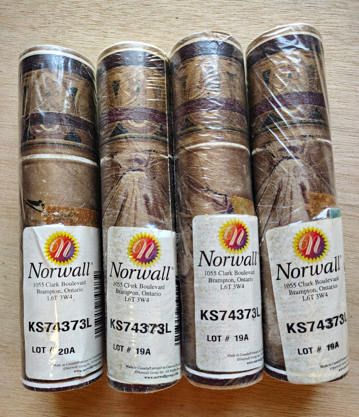 Vintage Norwall Wallpaper Scenic Pre-Pasted Strippable Matte Border (4 Rolls) Vintage Norwall Wallpaper Scenic Pre-Pasted Strippable Matte Border (4 Rolls)