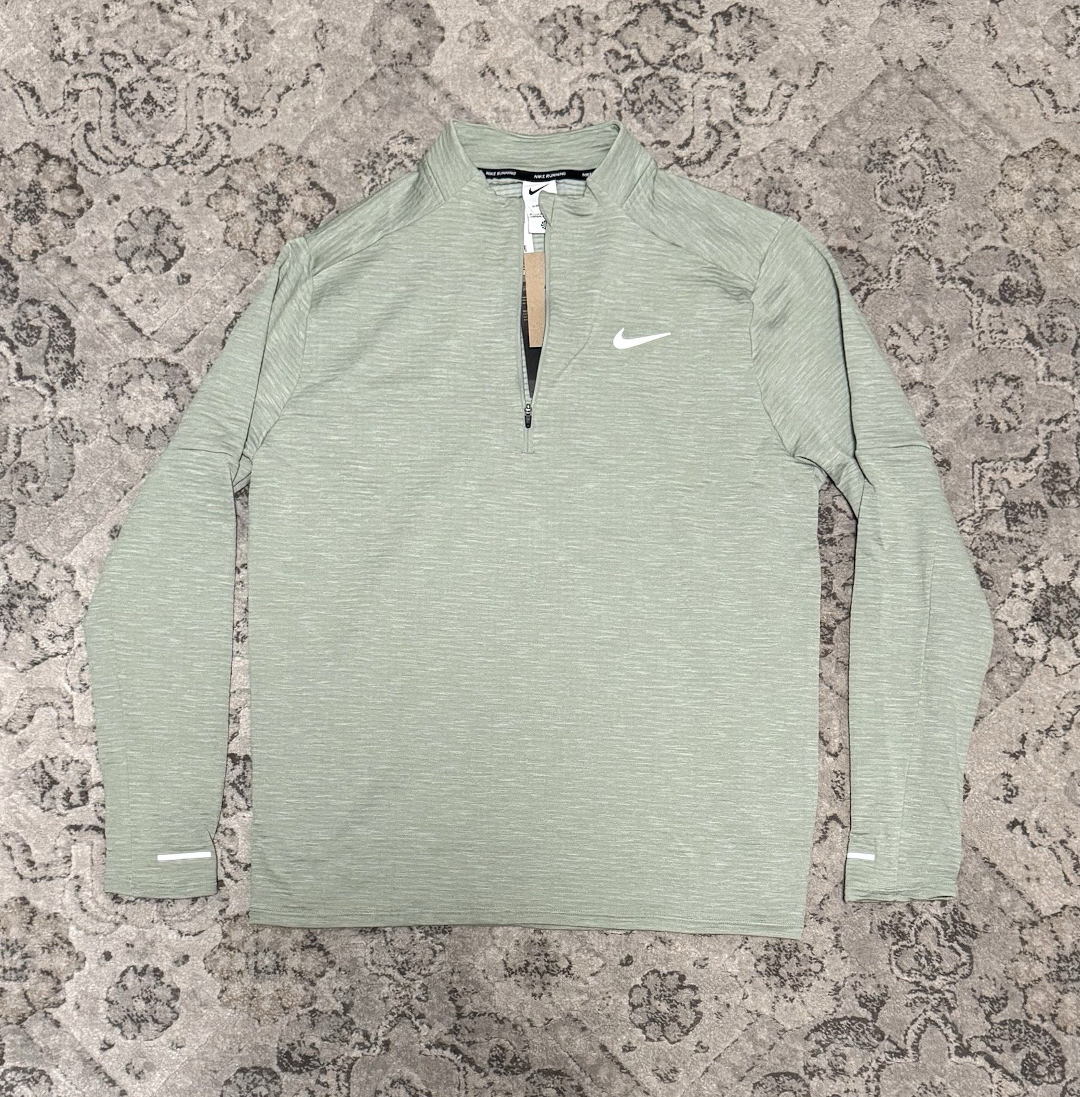 Nike Element Men\'s Therma-Fit Repel Running Pullover. Size XL (1/2 zip)