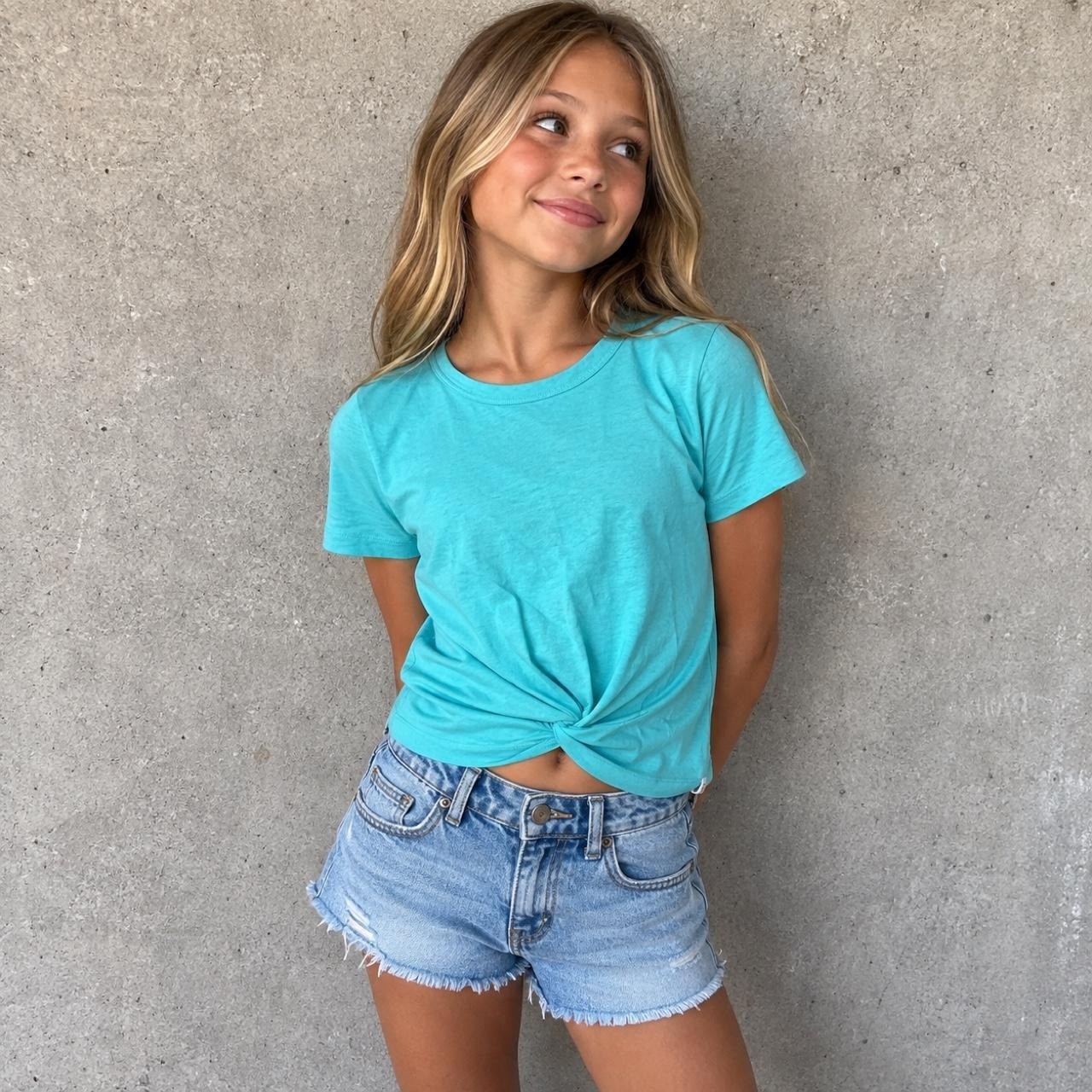 Abercrombie Kids Turquoise Twist Front Tee Size 11/12 Abercrombie Kids Turquoise Twist Front Tee Size 11/12