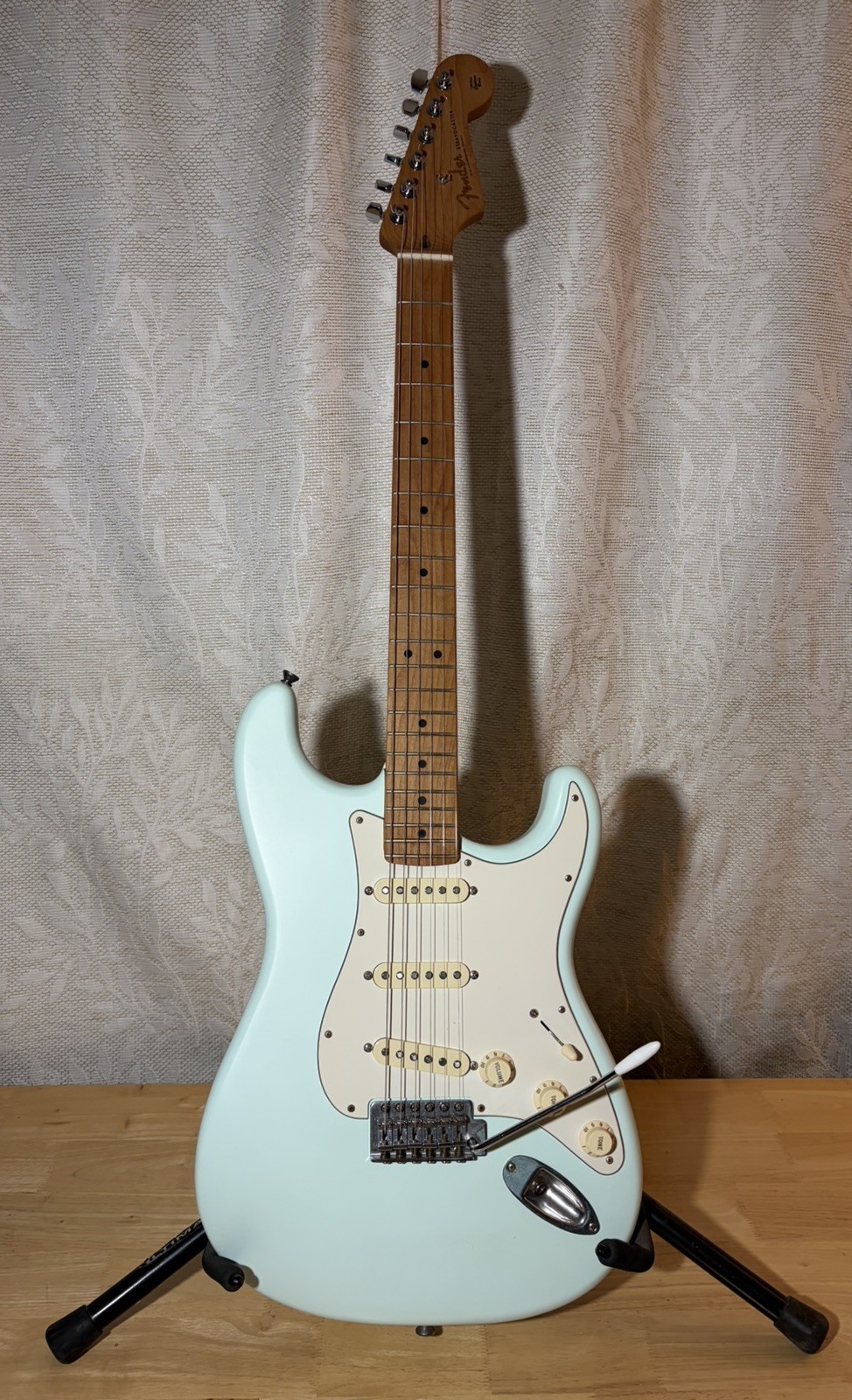Fender American Professional II Roasted Maple Neck Squier 40th Anniversary 60's Fender American Professional II Roasted Maple Neck Squier 40th Anniversary 60's