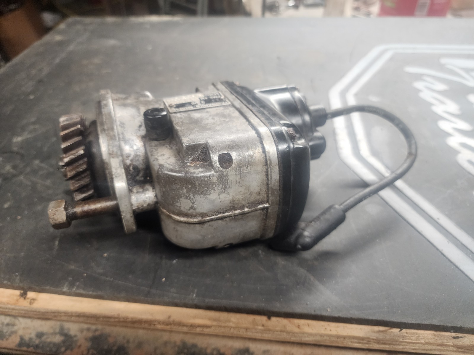 Vtg Fairbanks Morse Magneto XV 4B7 4 Cylinder Tractor Engine Deere Allis MM IH