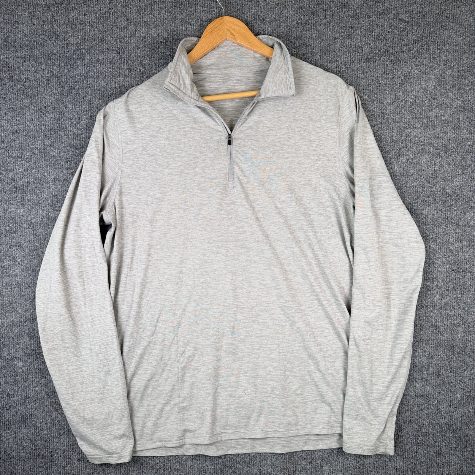 Vuori Ease Performance Half Zip 2.0 Mens M Gray Performance Pullover V221 Vuori Ease Performance Half Zip 2.0 Mens M Gray Performance Pullover V221