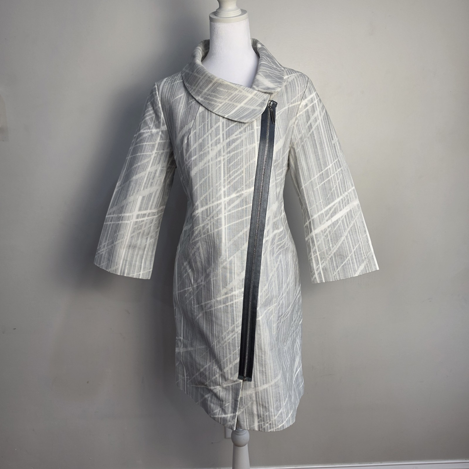 Vintage Calvin Klein Mod Asymmetrical Dress Coat Gray White Size M EUC CUTE