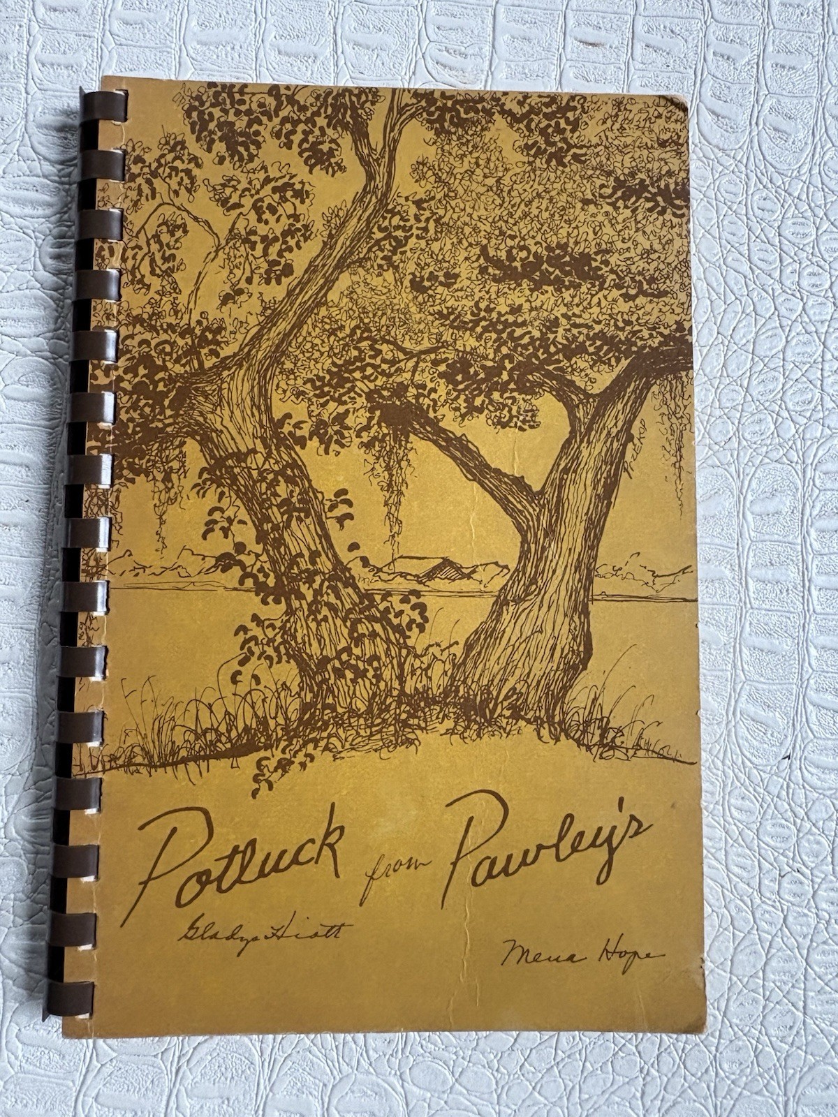 VTG Potluck From Pawley’s Cookbook SC Island Cassena Inn 2nd Edition 1975 Signed