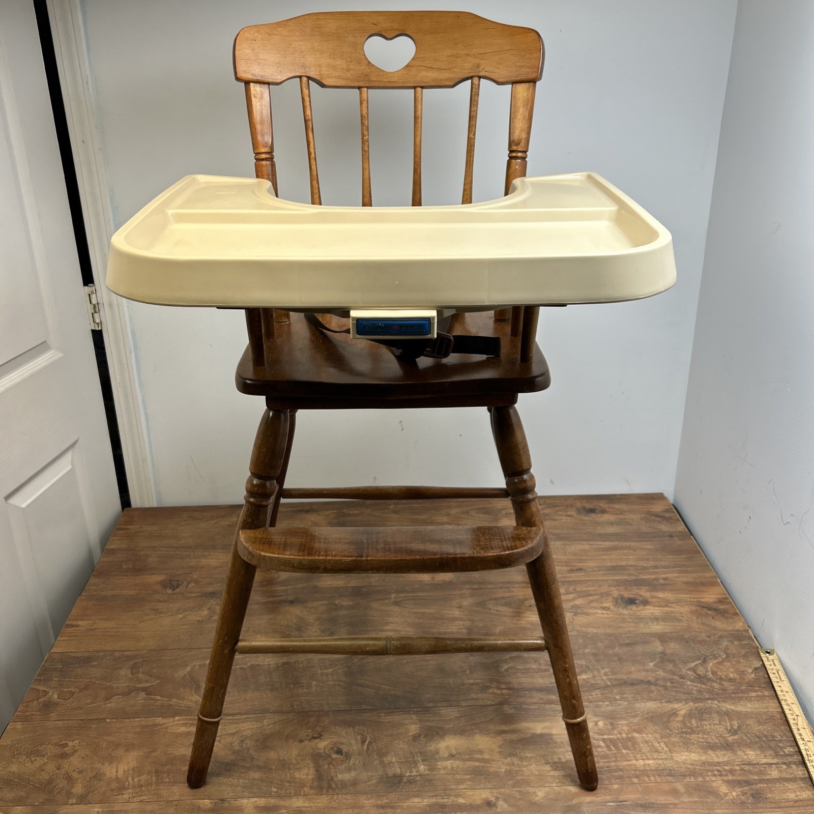 VINTAGE 1983 Fisher Price Wooden High Chair With Tray RARE Made In USA