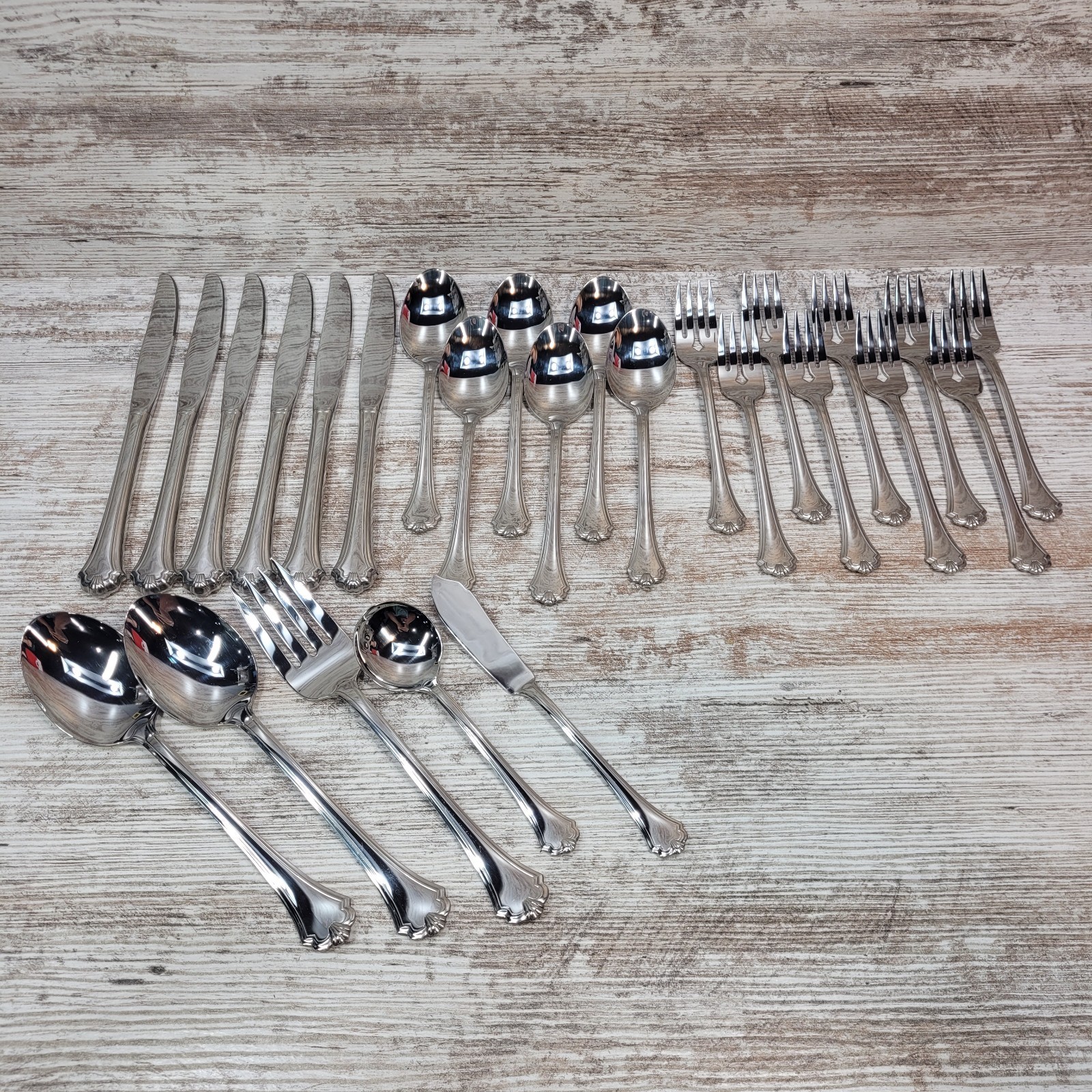ONEIDA Midtowne Stainless Flatware 26 Pcs Lot ONEIDA Midtowne Stainless Flatware 26 Pcs Lot