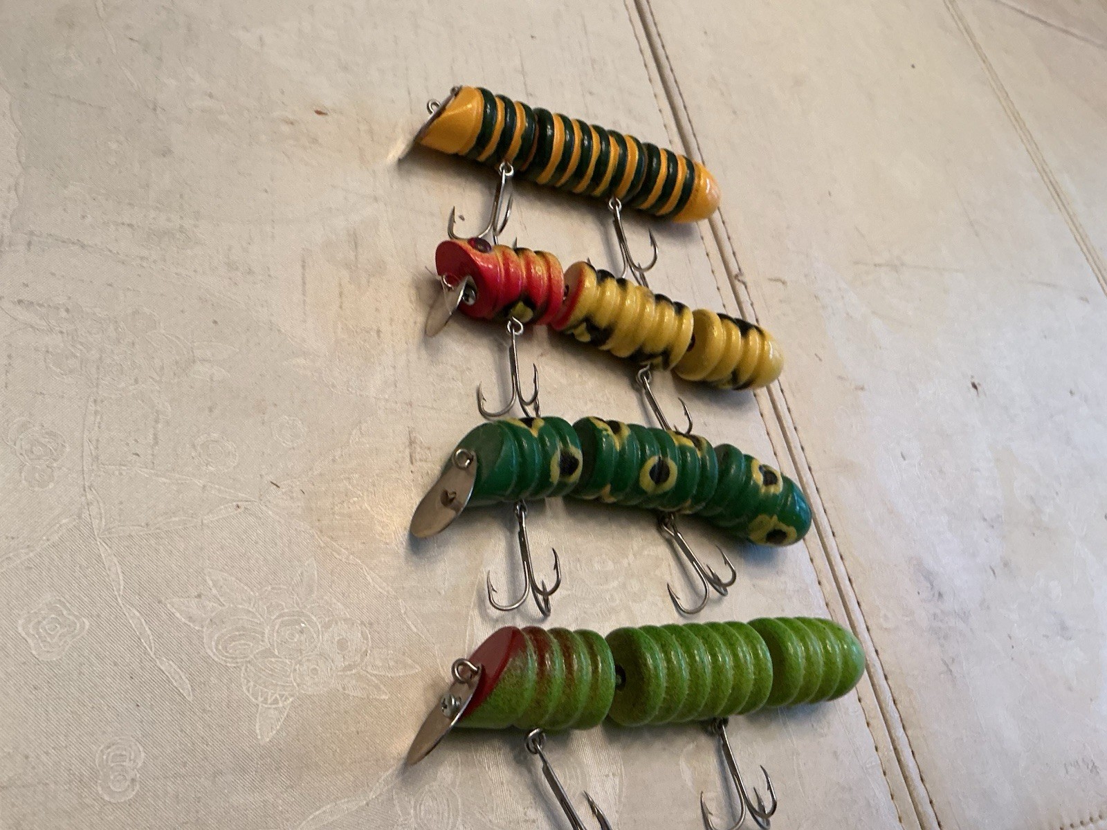 Vintage Wood Folk Art Fishing Lures Vintage Wood Folk Art Fishing Lures