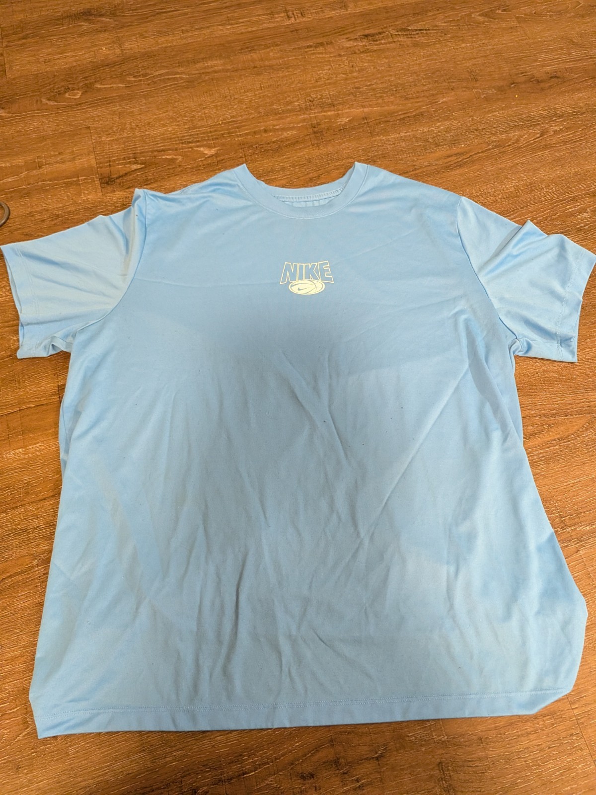 nike trail dri-fit solid t-shirt men\'s xl nike trail dri-fit solid t-shirt men\'s xl