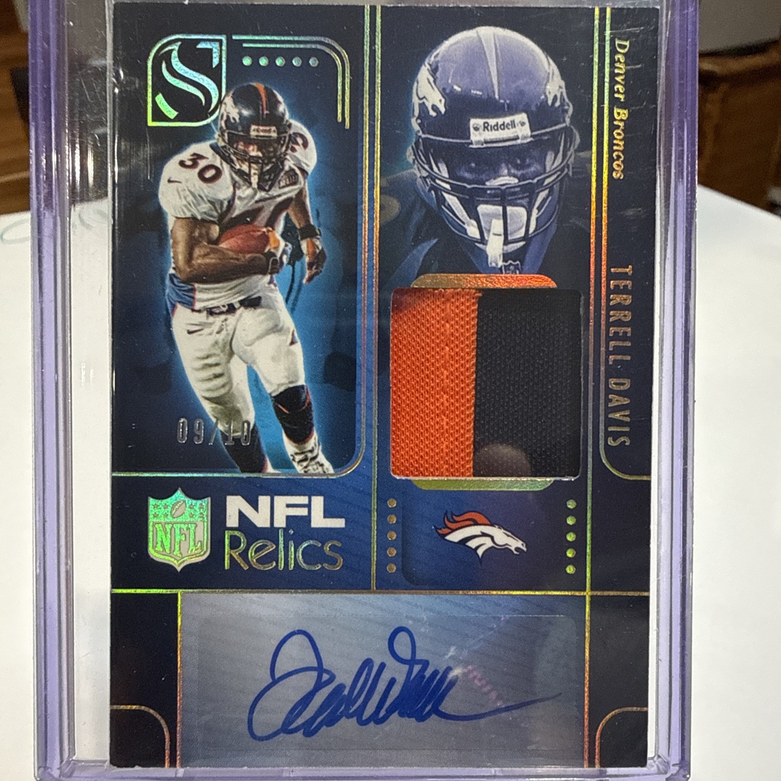 ’25 Panini Silhouette Terrell Davis #NRA-TDS Broncos NFL Relic Auto Holo /10 ’25 Panini Silhouette Terrell Davis #NRA-TDS Broncos NFL Relic Auto Holo /10