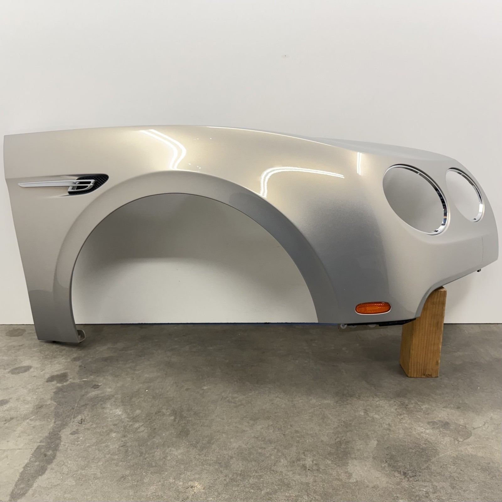 2014-2018 Bentley Flying Spur Passenger Right Front Fender Panel Silver OEM