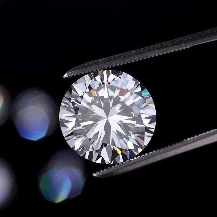 2.11 CT IGI Certified |D Color | VVS1 Clarity | Excellent Cut | Round Brilliant.