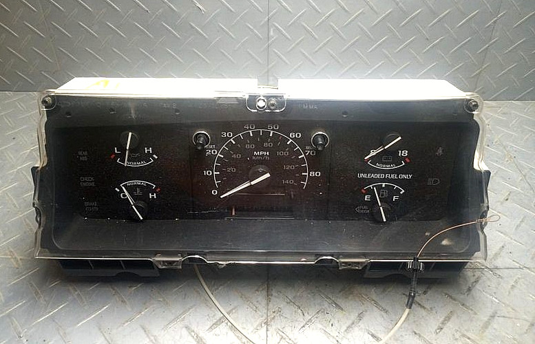 1992-1993 Ford F150 Speedometer Cluster MPH w/o tachometer OEM