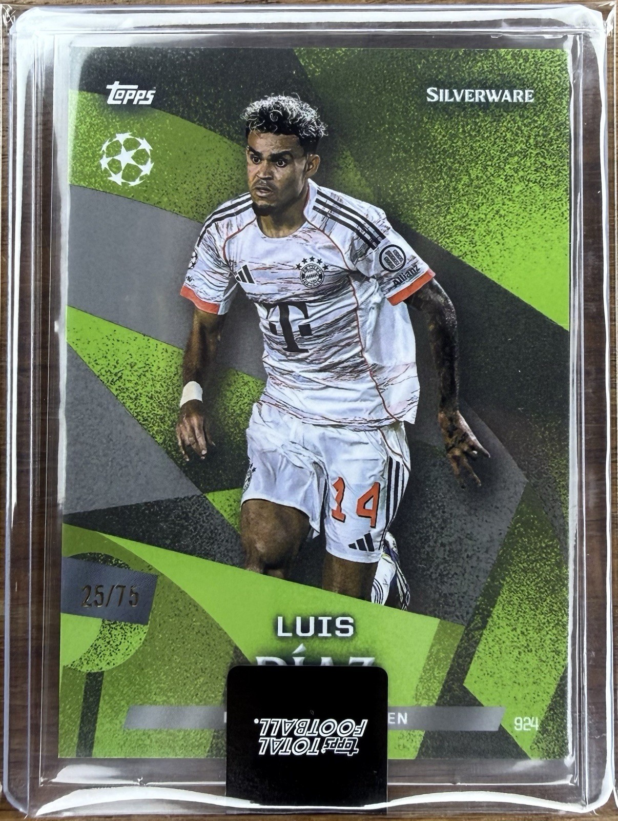 Luis Diaz /75 - 2025-26 Topps Total Football Silverware Blue Bayern München