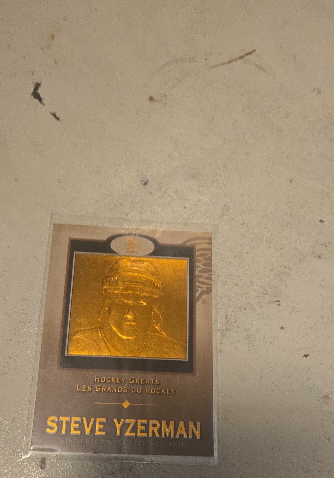 2001-02 Pacific Prism Gold McDonald\'s - Hockey Greats Steve Yzerman #5 2001-02 Pacific Prism Gold McDonald\'s - Hockey Greats Steve Yzerman #5