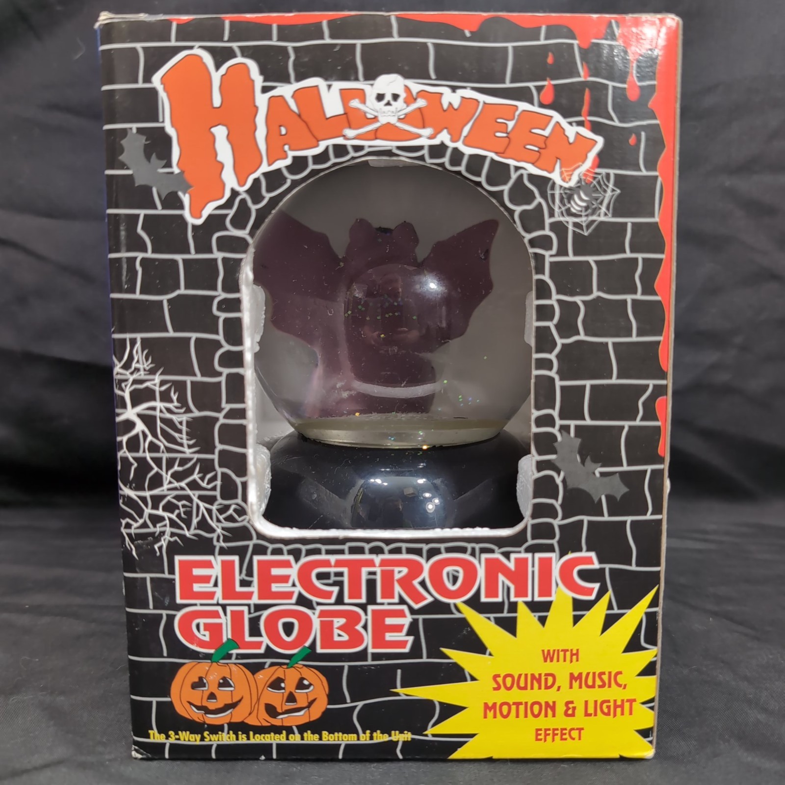Retro Halloween Electronic Water Globe Bat Motion Sound Light Effects In Box