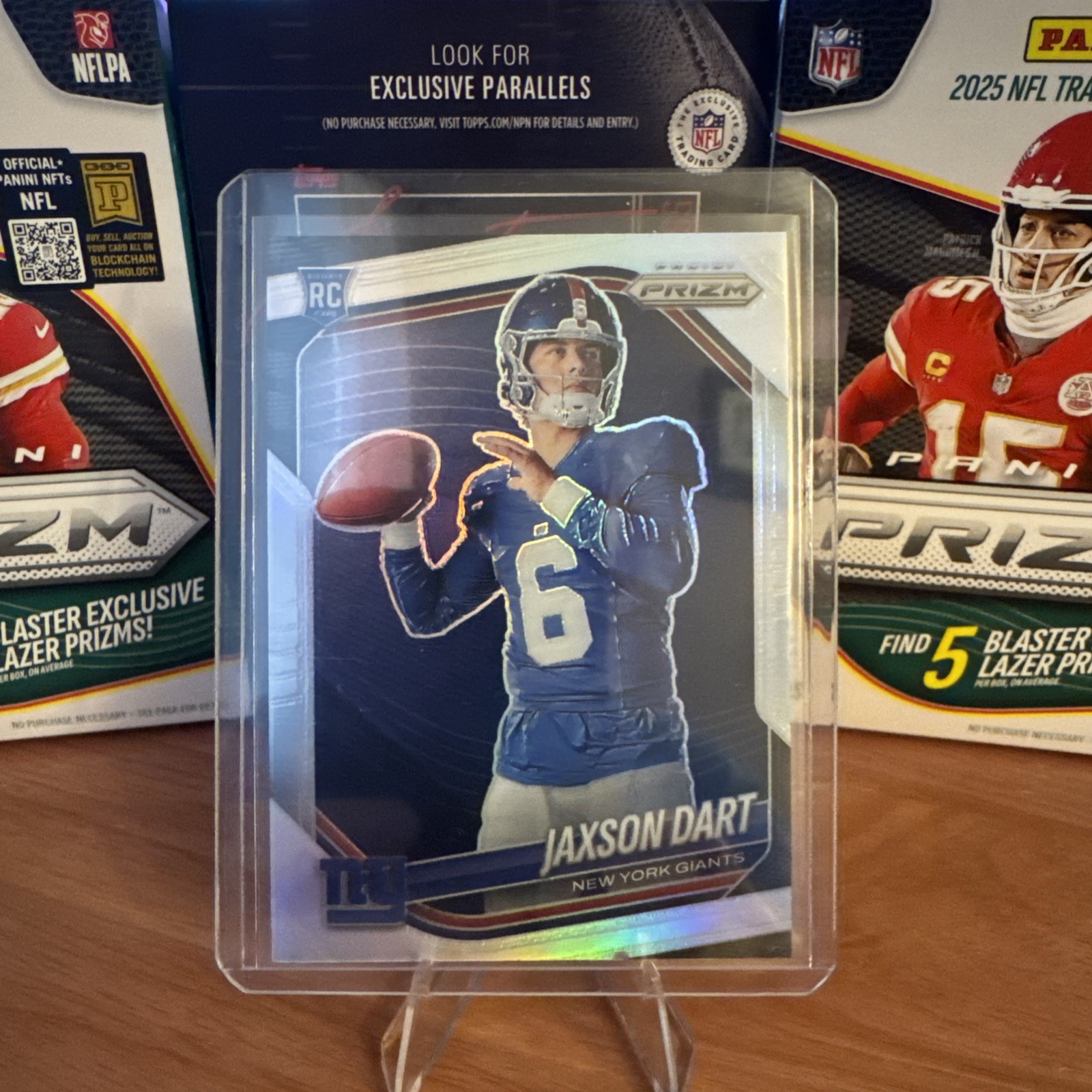 JAXSON DART SILVER PRIZM VARIATION ROOKIE CARD - 2025 NY Giants JAXSON DART SILVER PRIZM VARIATION ROOKIE CARD - 2025 NY Giants