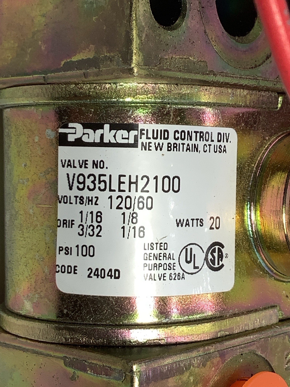 Parker Skinner V935LEH2100 Solenoid Valve New Open Box 120V