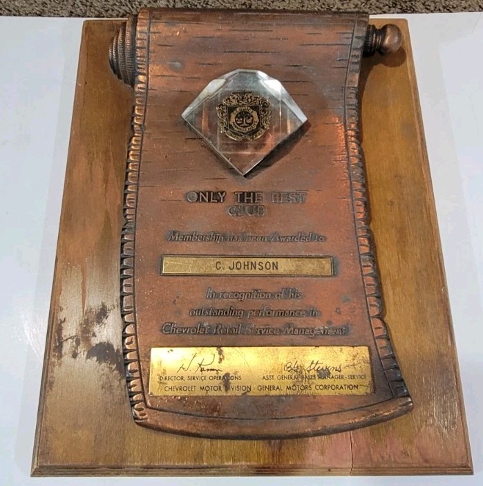 Vintage Chevrolet Chevy ONLY THE BEST CLUB Employee Award Wall Plaque Vintage Chevrolet Chevy ONLY THE BEST CLUB Employee Award Wall Plaque