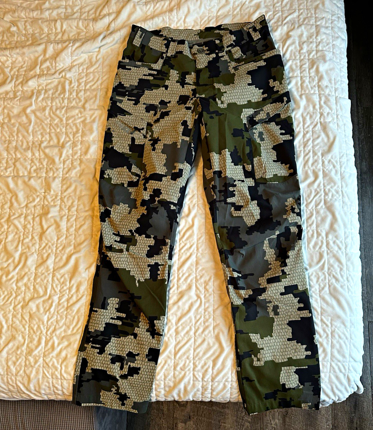 KUIU Tiburon Water Resistant Camo Pants Men\'s 34 Regular Verde