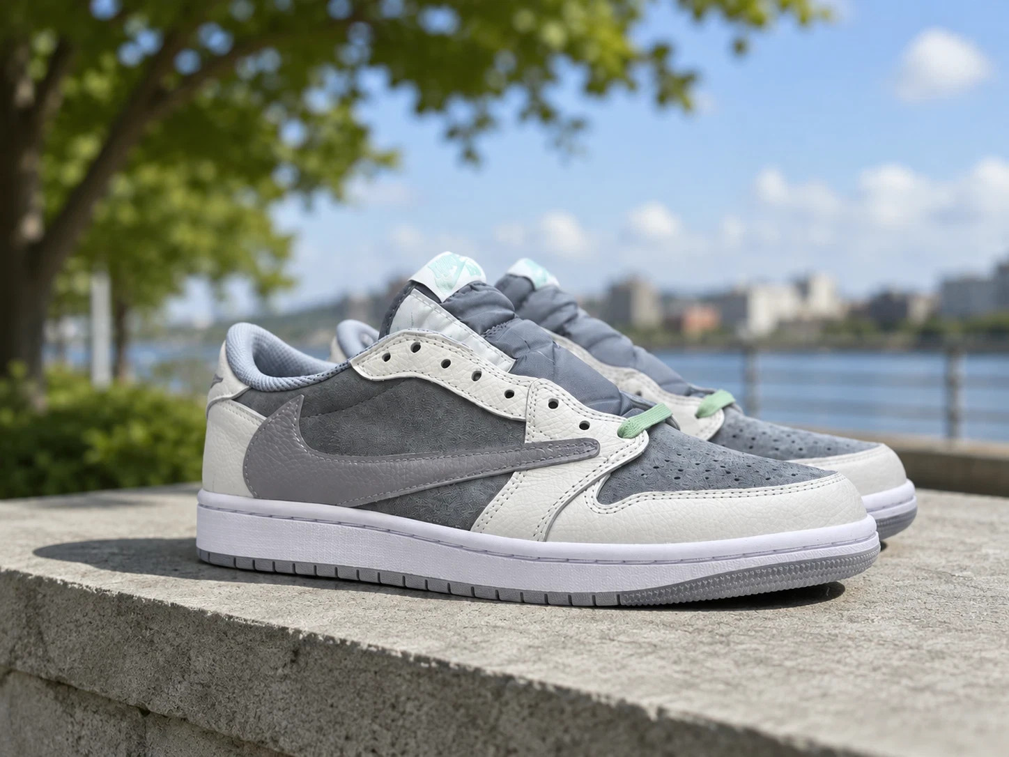 NEW Travis Sc0tt x Jordan 1 Low White Grey Men's Size US 7-12