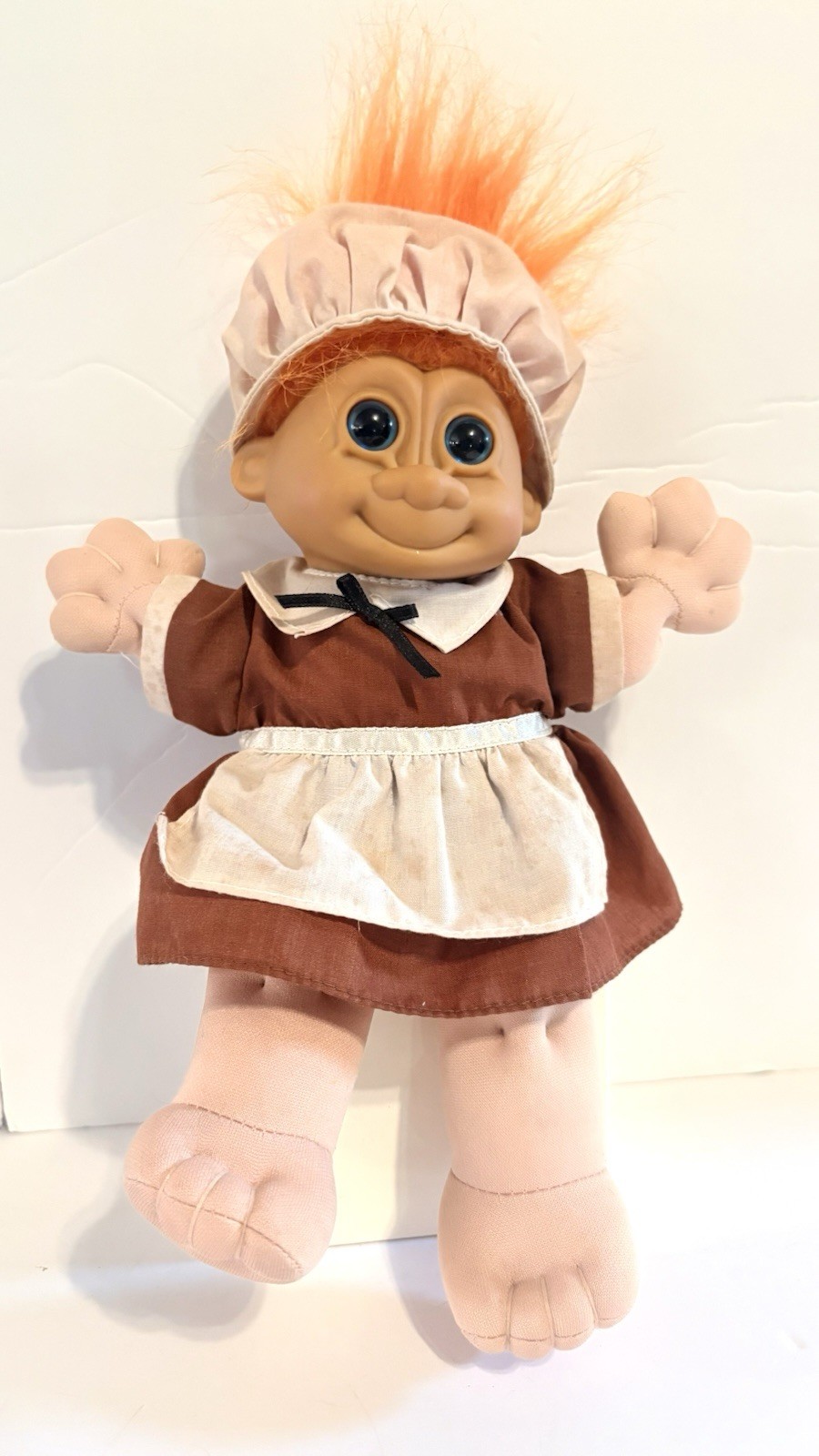Vintage RUSS Wee Troll Kidz Doll Sarah  9” Pilgrim Lady Thanksgiving