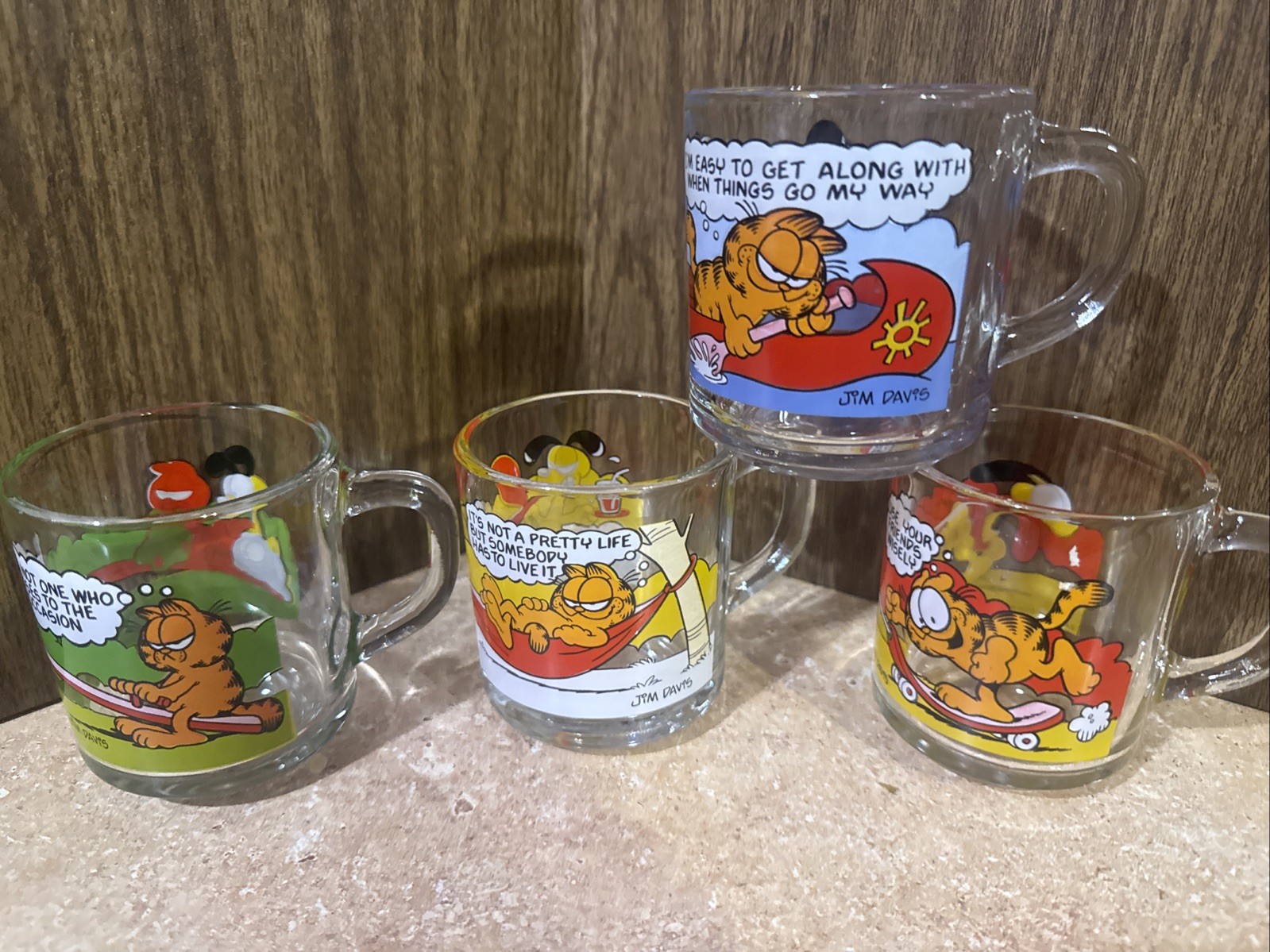 Pristine - Vintage 1978 Garfield glass mug set from a McDonald\'s Pristine - Vintage 1978 Garfield glass mug set from a McDonald\'s