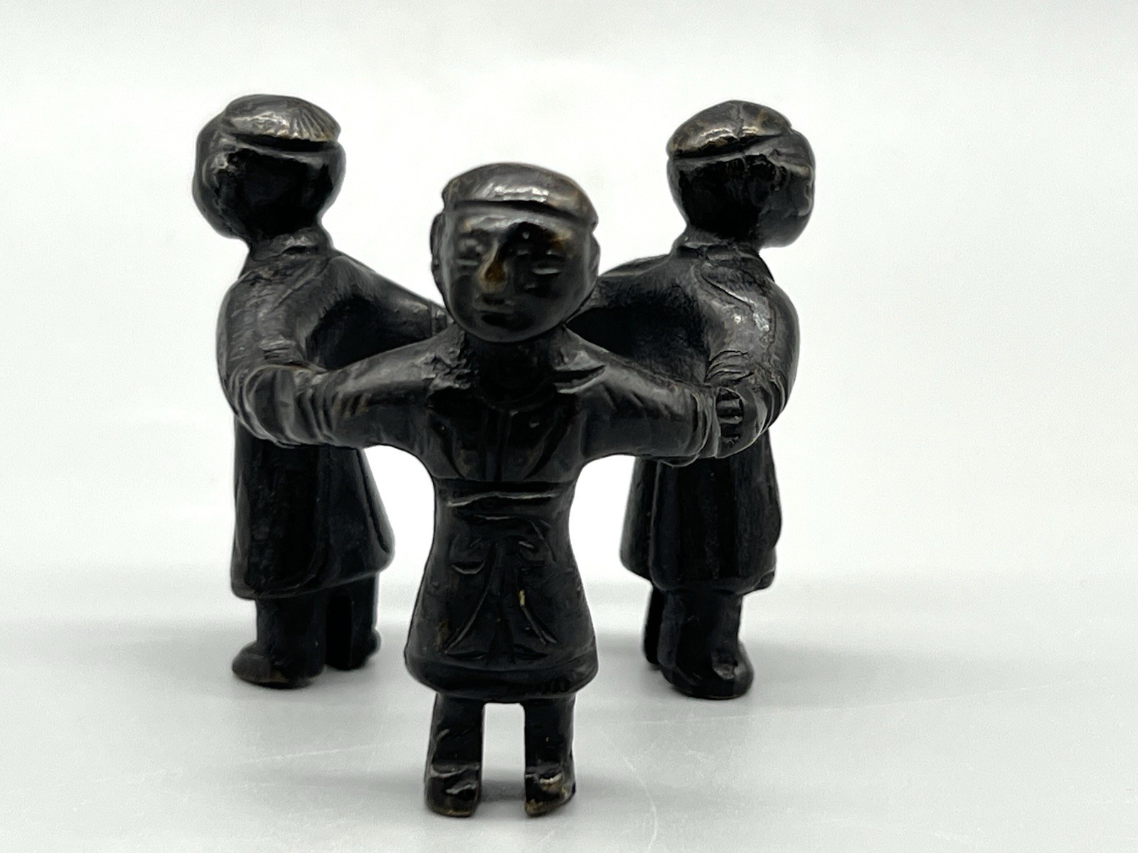 VTG Japanese Bronze Futaoki Tea Ceremony Lid Rest Three Joined Men VTG Japanese Bronze Futaoki Tea Ceremony Lid Rest Three Joined Men