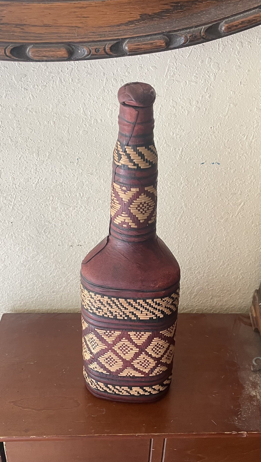Vtg Rustic Artisanal Leather Rattan Geometric Wrapped Bottle W/ Leather Cork 9” Vtg Rustic Artisanal Leather Rattan Geometric Wrapped Bottle W/ Leather Cork 9”