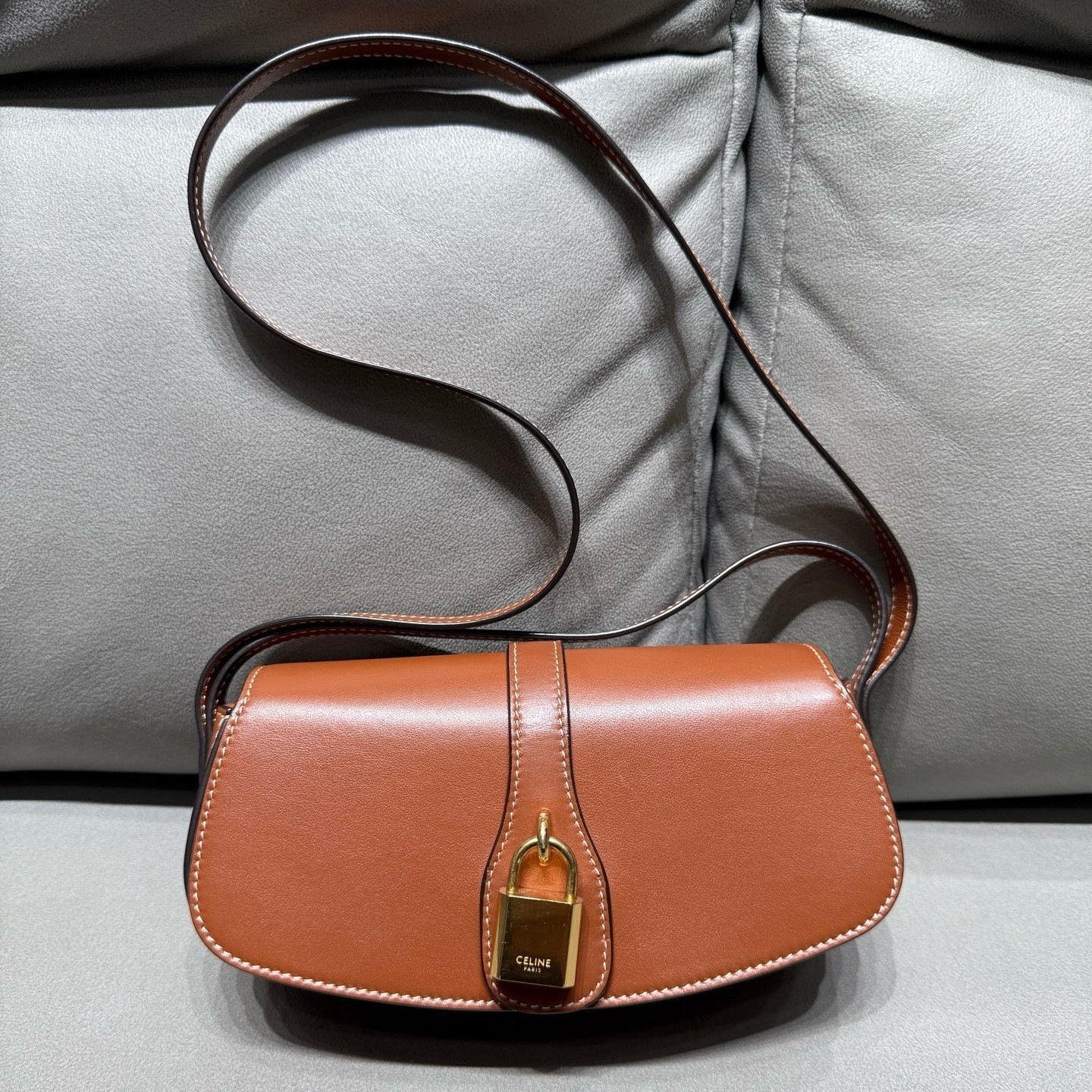 Celine Pre-Owned Authentic Underarm Bag Caramel Free Tracked Shipping