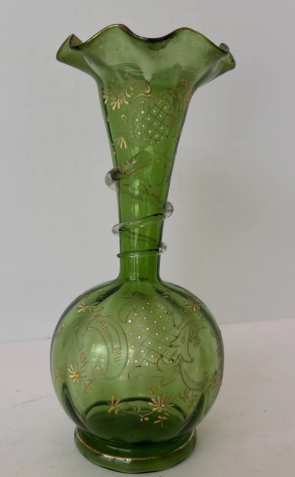 Antique Bohemian hand-blown green art-glass vase 1890–1900 spiral  gilt ruff Rim