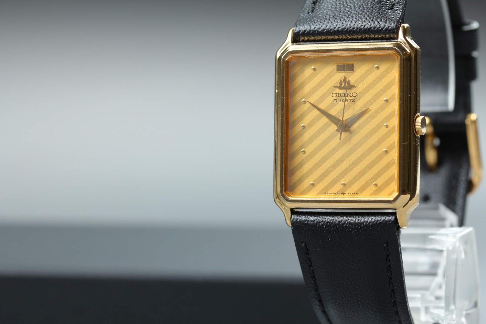 Vintage 1997 Seiko Galaxy 5Y31-5A30 Tank Gold Octagon Mens Watch From JAPAN