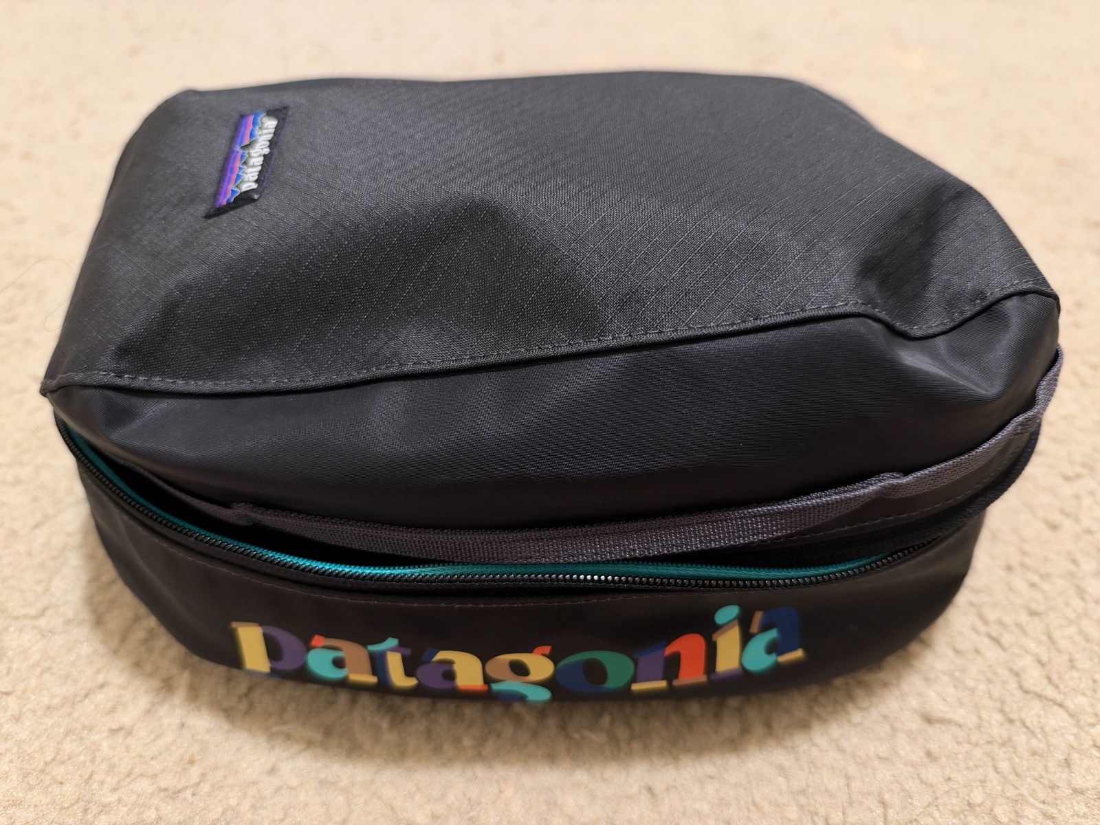 Patagonia Black Hole Cube 6L Black Recycled Packing Cube Travel Organizer
