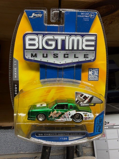  Jada Toys Big Time Muscle \'86 Chevy Monte Carlo - 1:64 Diecast Car