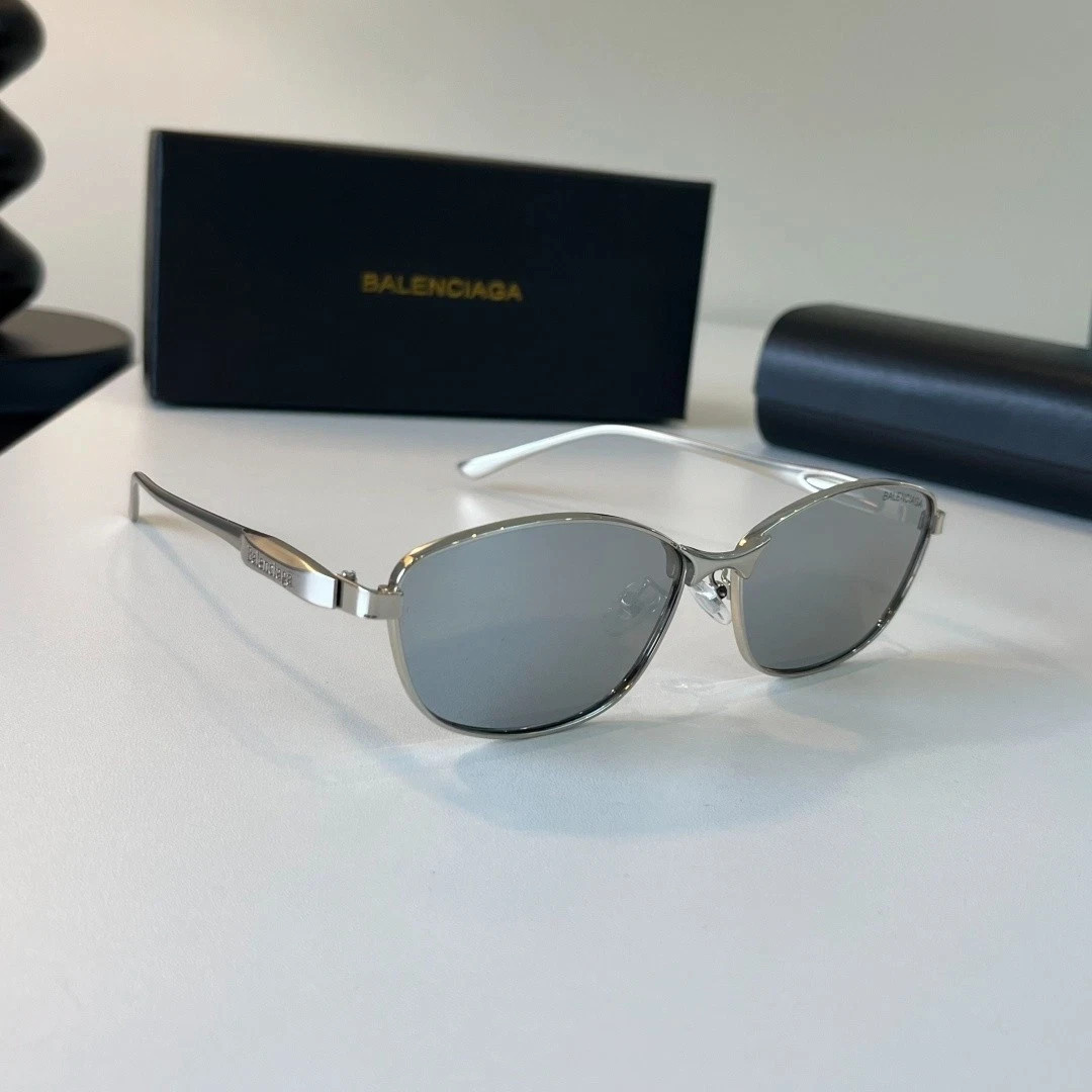 Balenciaga 9208 Oval Sunglasses Silver Mirror Lens 60‑16‑142