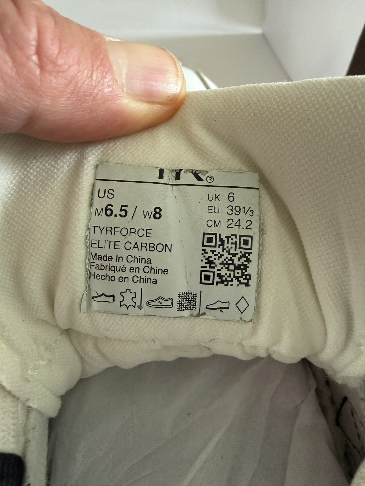 TYR TYRFORCE Elite Carbon Shoes Mens Size 6.5 Womens 8 White Wood Heel Lifting TYR TYRFORCE Elite Carbon Shoes Mens Size 6.5 Womens 8 White Wood Heel Lifting
