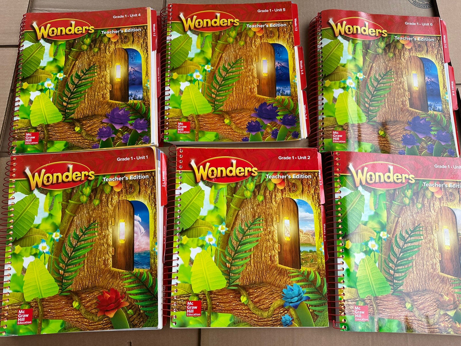 Wonders Grade 1 National Teacher\'s Edition by McGraw Hill - Good Condition