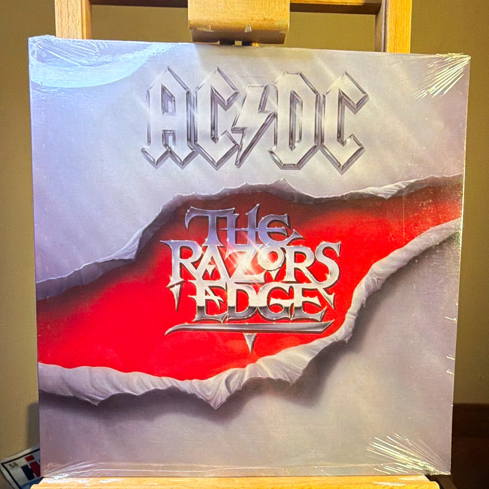 AC/DC The Razors Edge RARE sealed 1st press AC/DC The Razors Edge RARE sealed 1st press