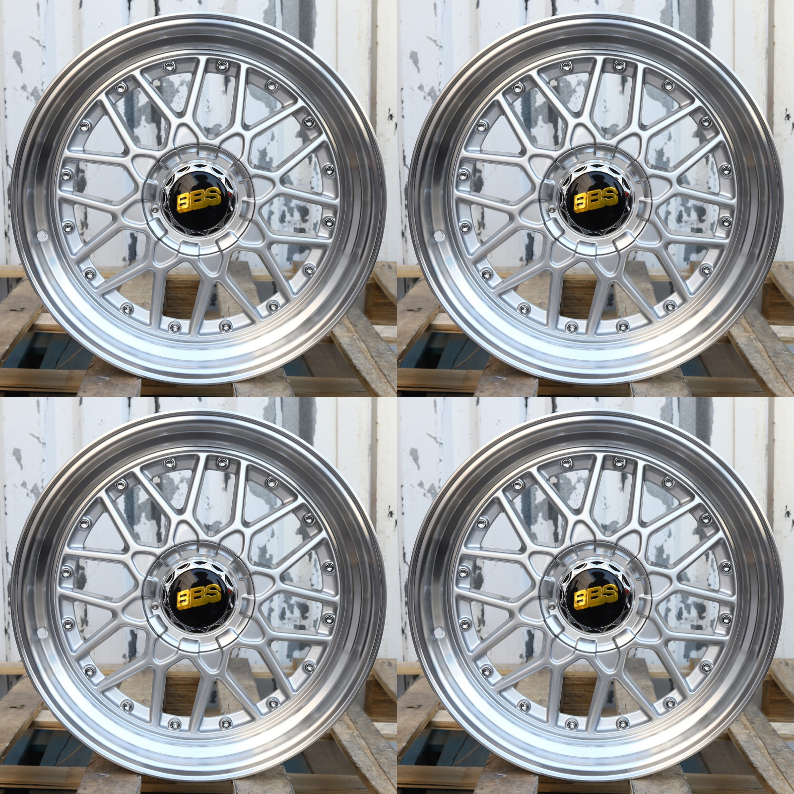 BBS RS2 STYLE WHEELS 18x10.0 25 (5x112/5x120) SILVER MACHINE LIP + CHROME RIVETS BBS RS2 STYLE WHEELS 18x10.0 25 (5x112/5x120) SILVER MACHINE LIP + CHROME RIVETS