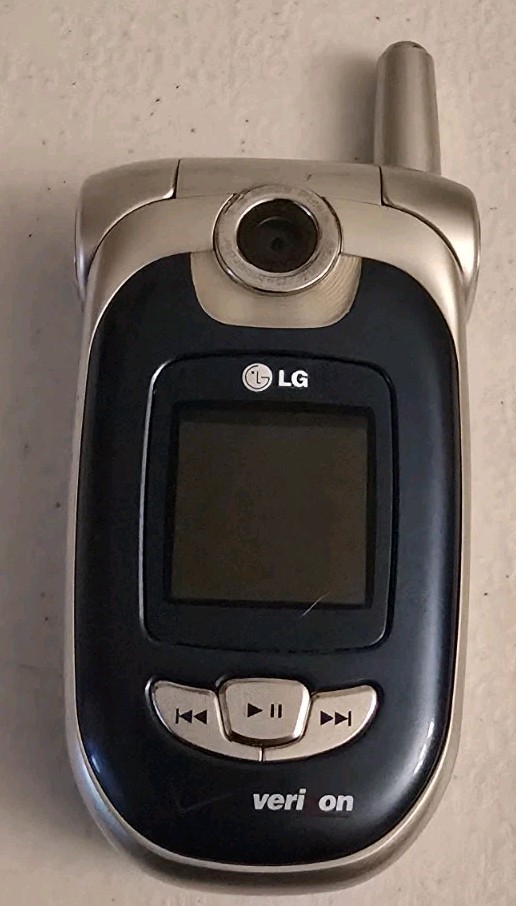 Vtg Verizon LG VX8100 Silver Rare Cellular Flip Phone Vtg Verizon LG VX8100 Silver Rare Cellular Flip Phone