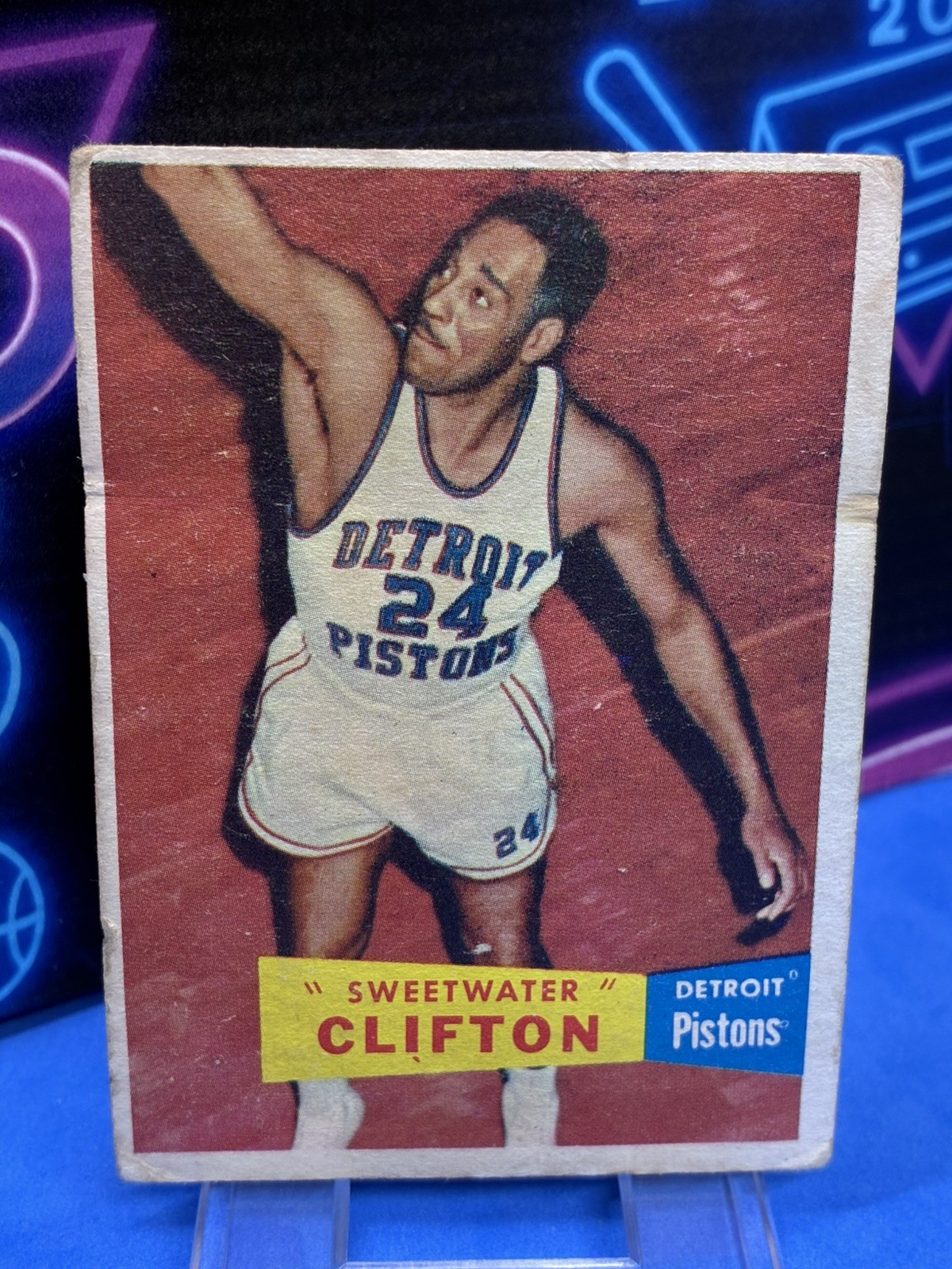 1957-58 Topps Nat Sweetwater Clifton #1 Detroit Pistons Vintage Basketball RC GD