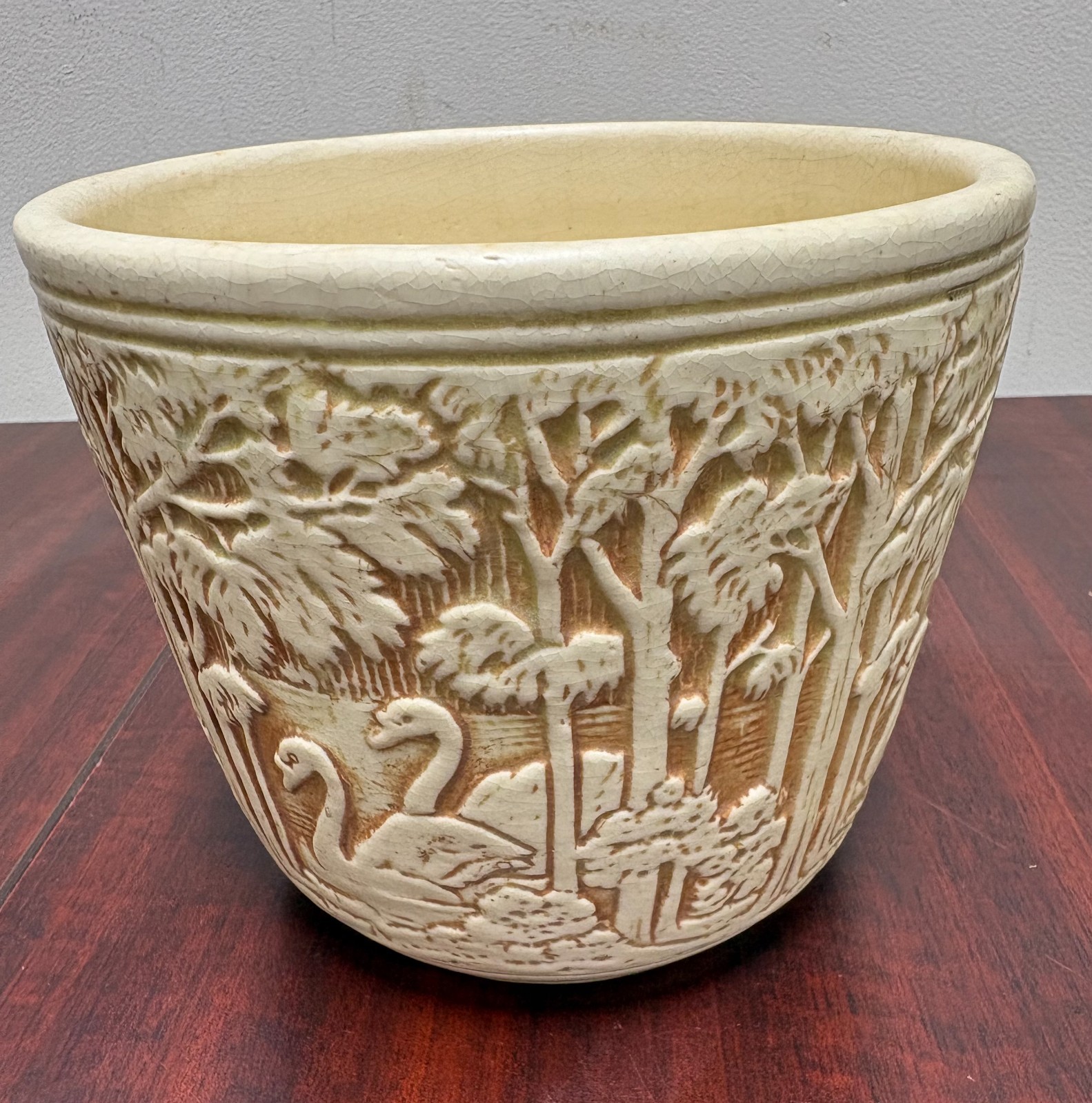 Vintage Weller Pottery Clinton Ivory Swan Jardiniere Planter Antique Art Pottery