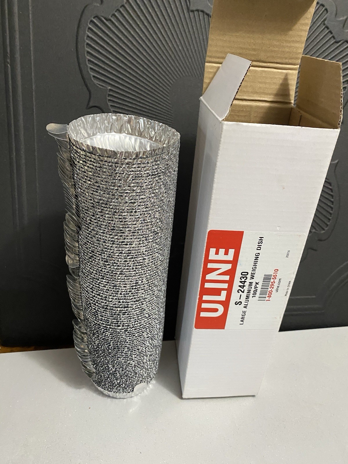 Uline brand 80ml Aluminum weighing dish Fluted side Finger Grip handle Uline brand 80ml Aluminum weighing dish Fluted side Finger Grip handle