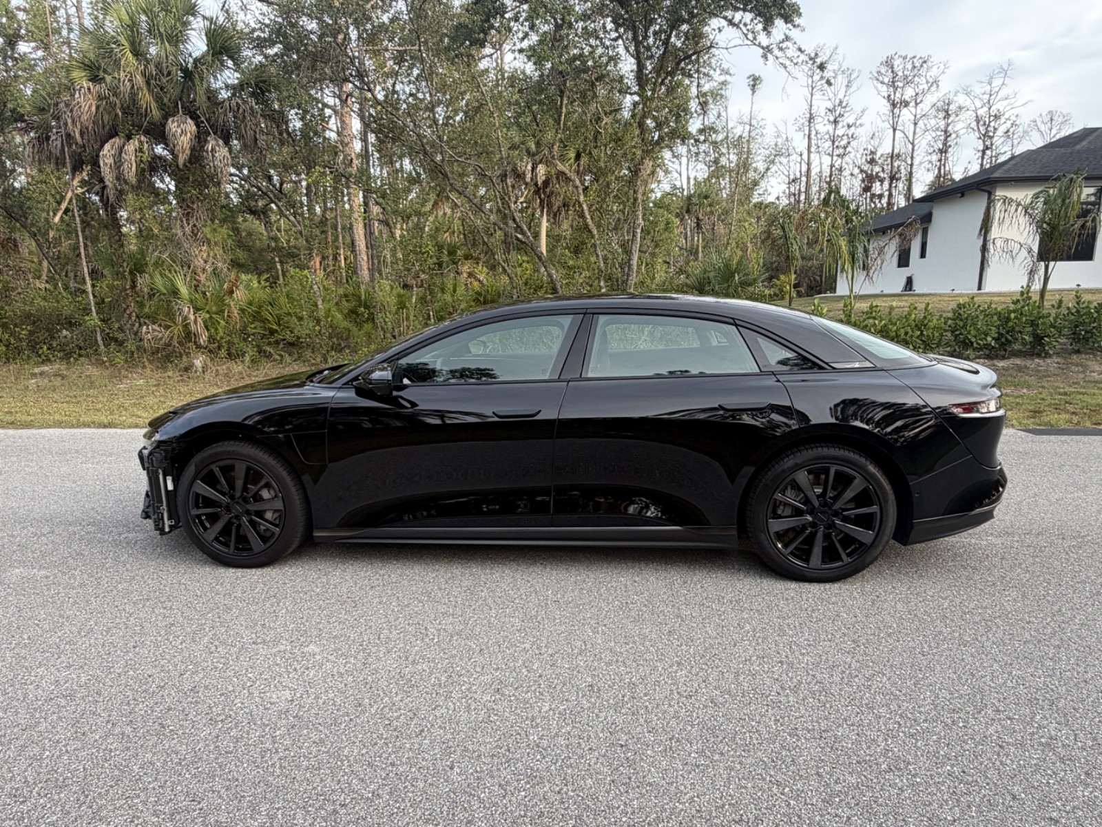 2025 lucid air