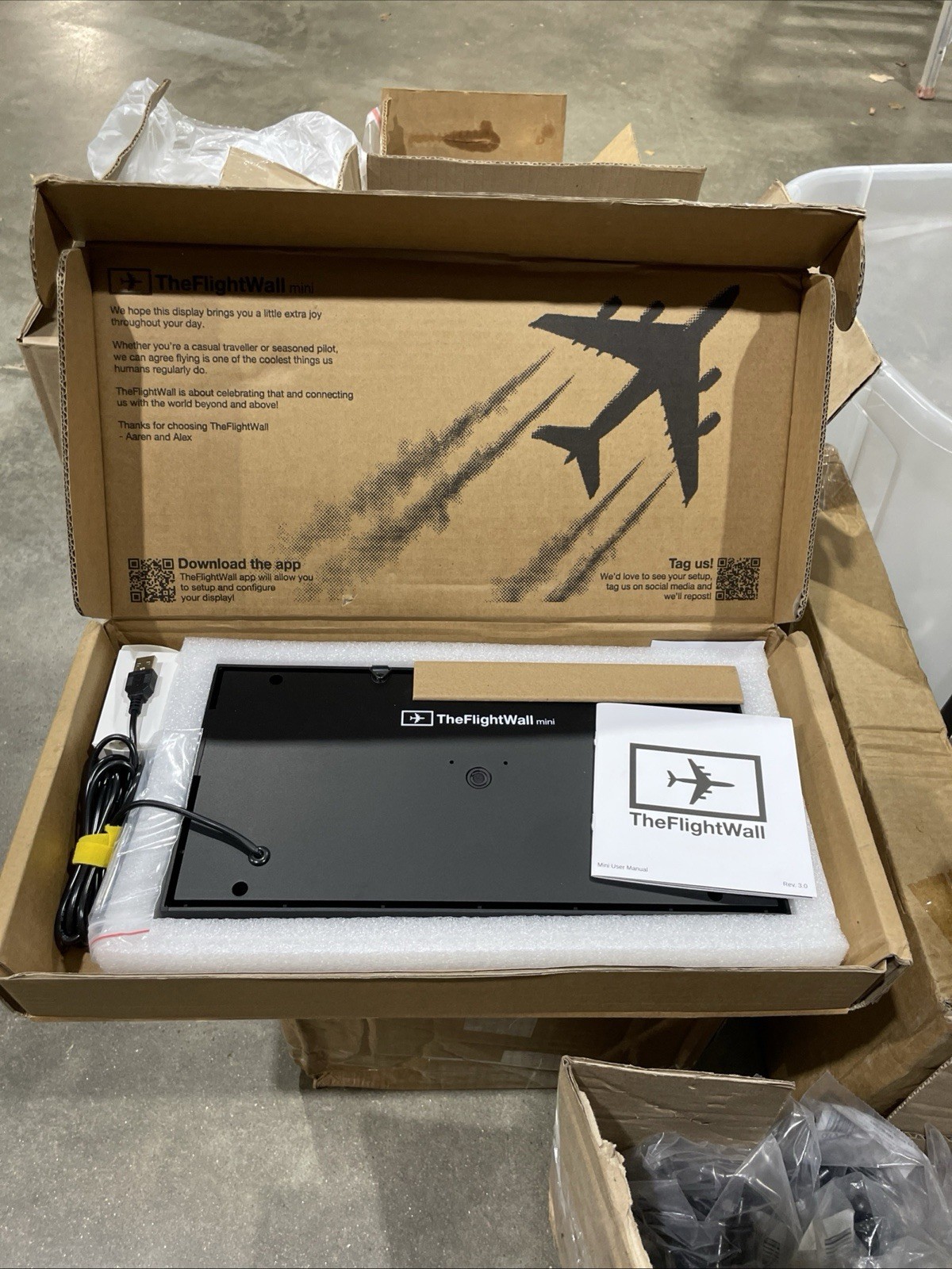 TheFlightWall Mini LED Live Flight Tracker Display FW-MINI-US NEW SEALED